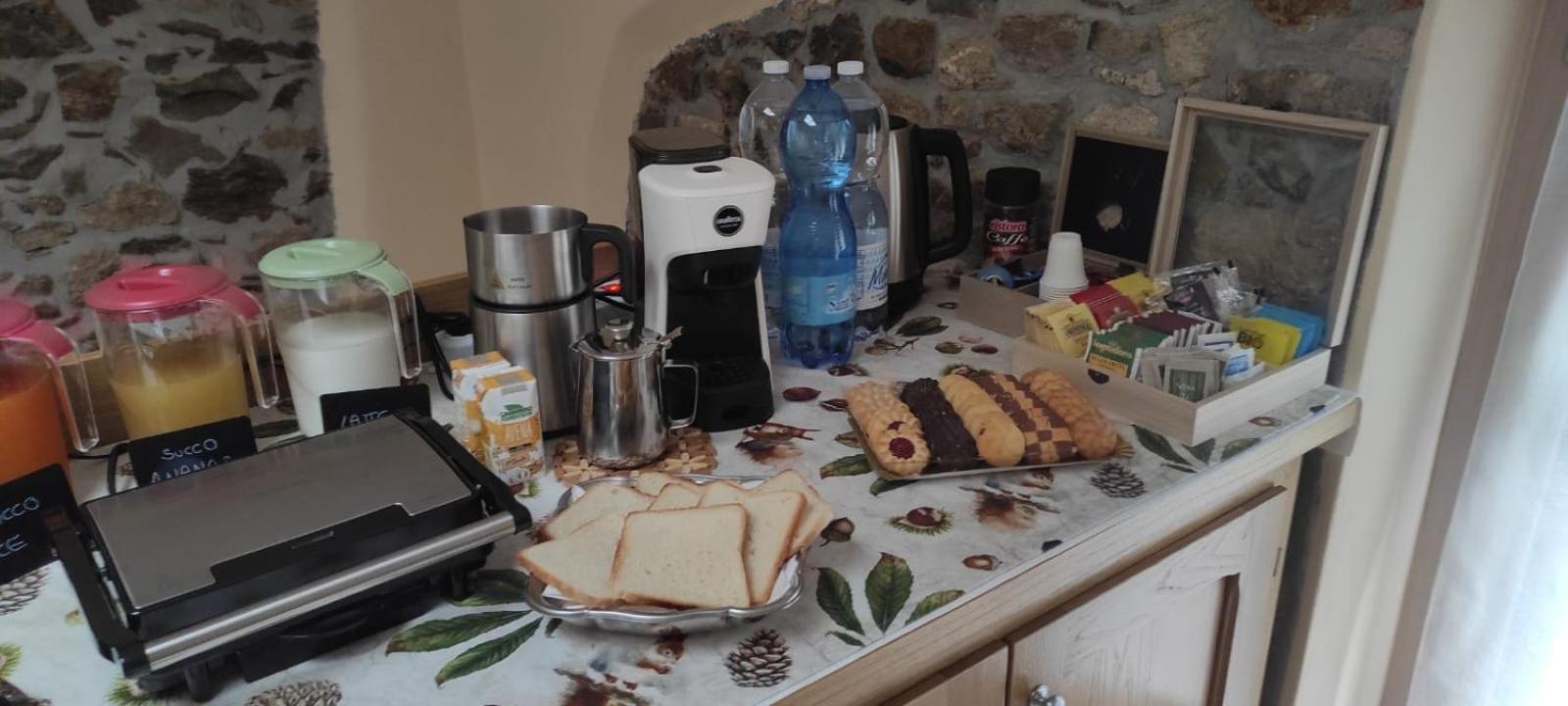 Agriturismo Caruggiu Di Via Vecchia Orco Feglino Buitenkant foto